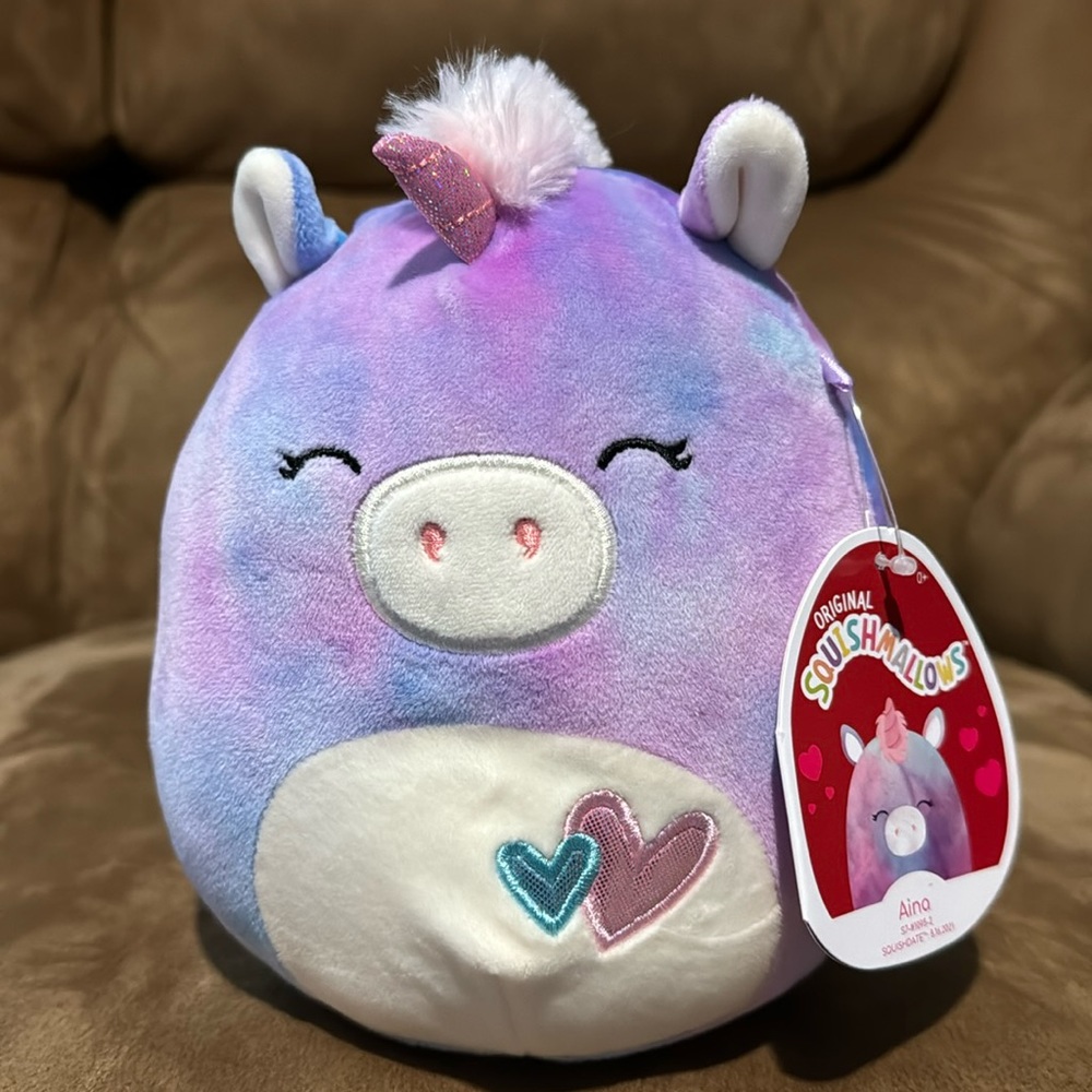 Aina 6 inch Squishmallows